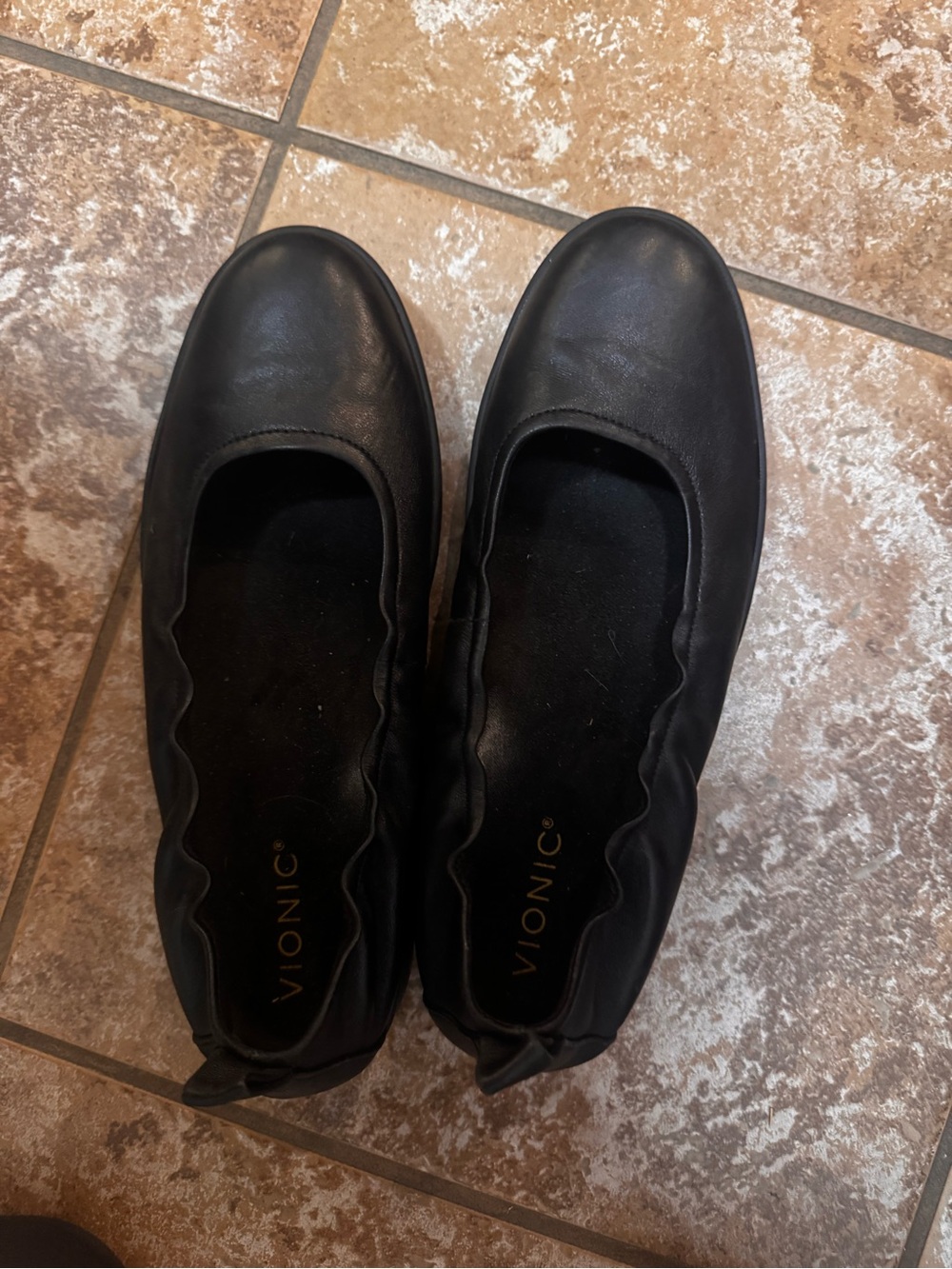 Vionic Black Women's Slip-On Ballet Flats